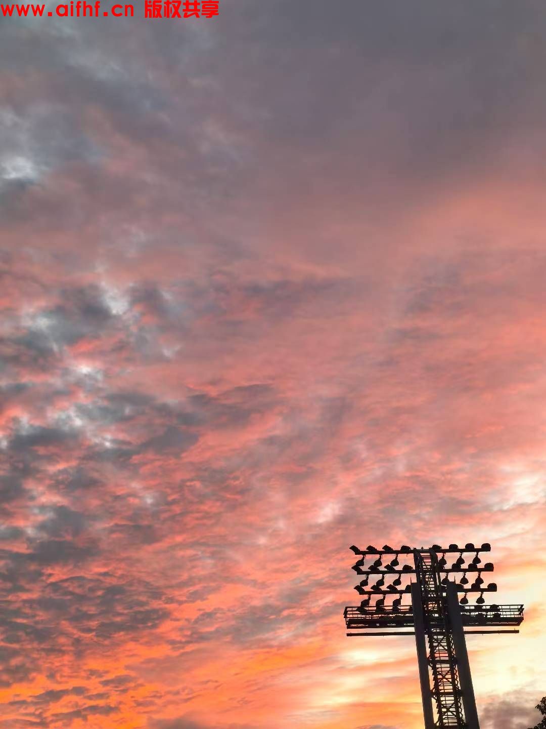 林陌凡:云暮落霞(AIFHF优秀图片)